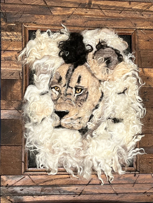 FP34 Felted Lion Portrait (11.75x15) Beige Side