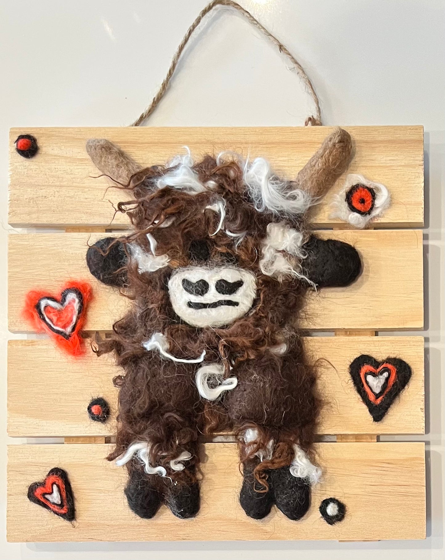 Hanging 10x10 Wood Slat Highland Cow Portraits | Suri Alpaca Fiber