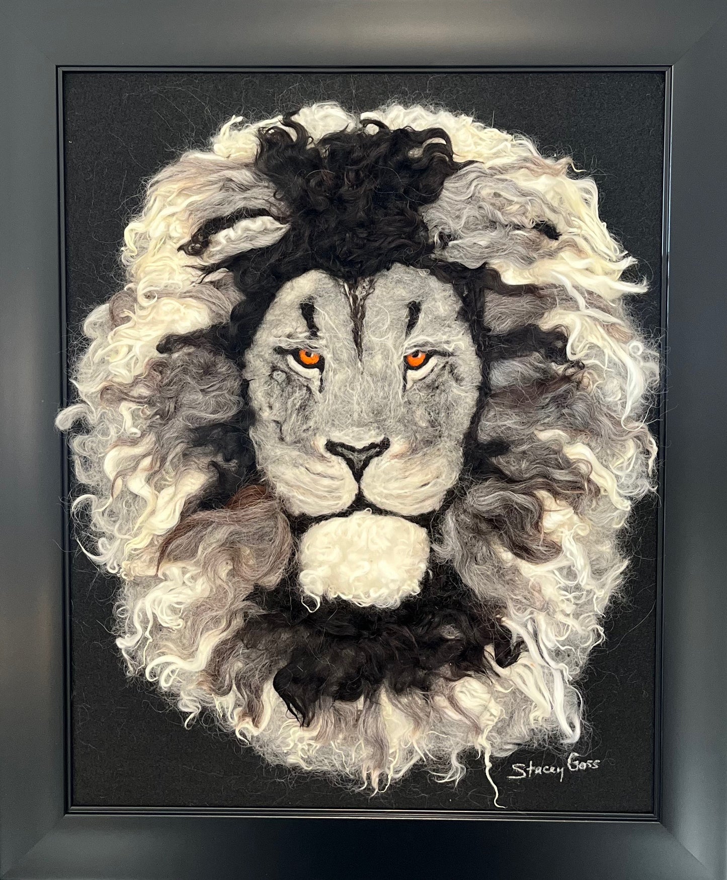 FP64 Felted Lion Portrait (19x23) Grey | Suri Alpaca Fiber Art