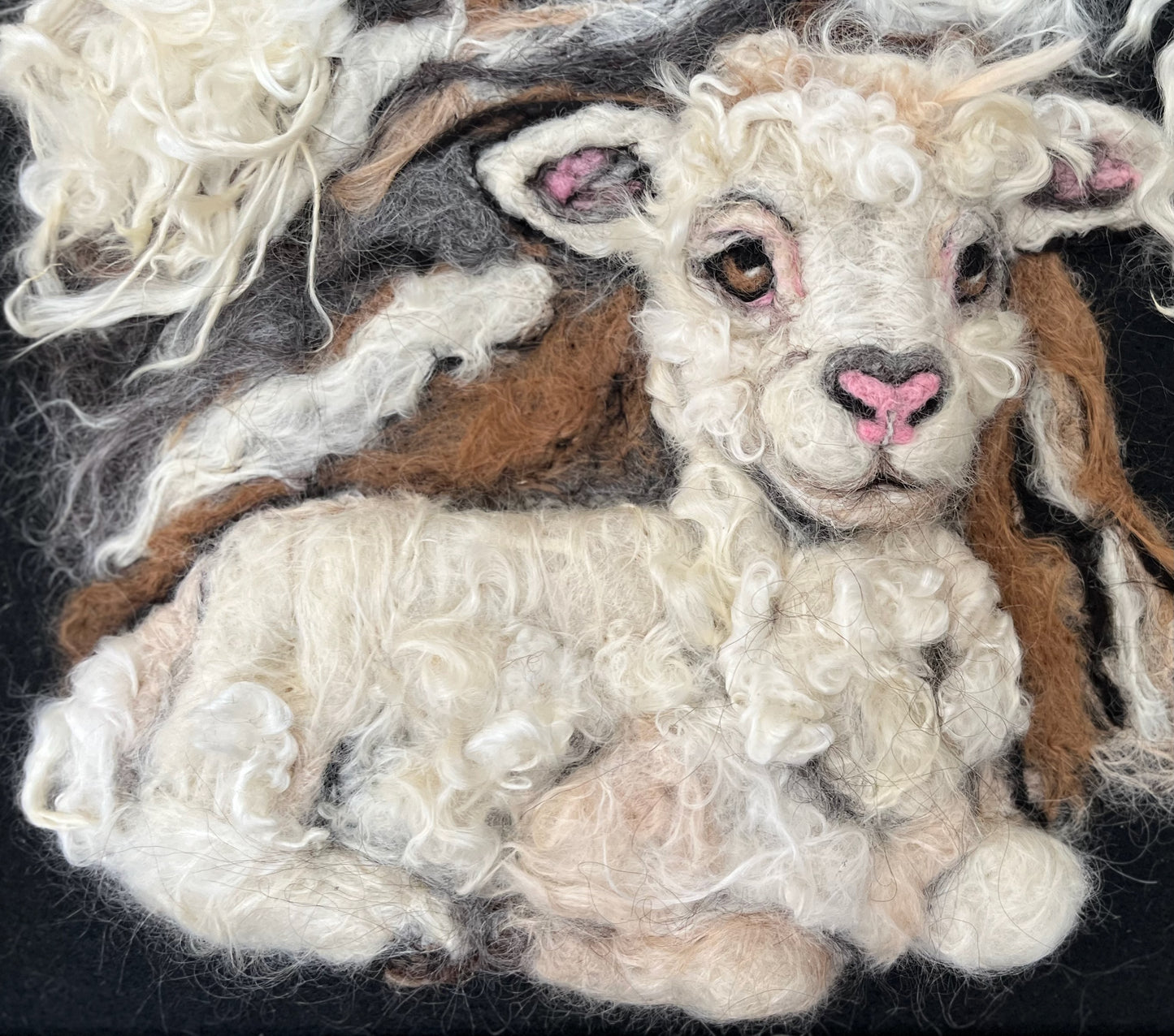 FP72 Felted Lion & Lamb w/Jesus Portrait (20x16) | Suri Alpaca Fiber Art