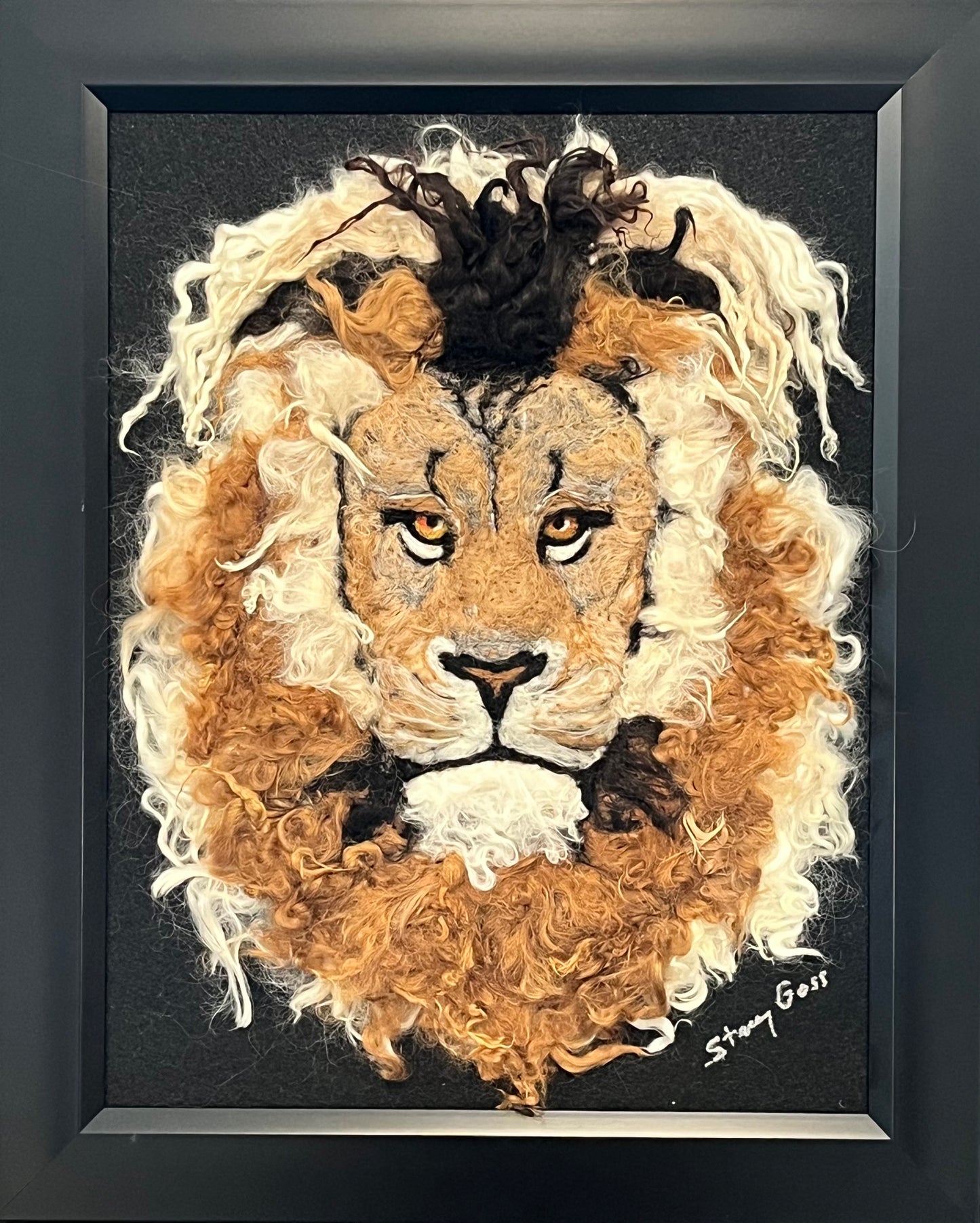 FP84 Felted Lion Portrait (13x16) Fawn-Beige | Suri Alpaca Fiber Art